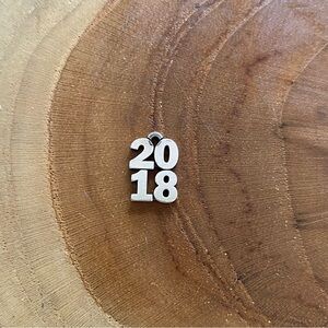 RETIRED James Avery 2018 stacked year charm, sterling silver ✨